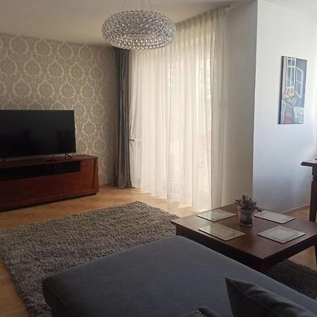 Apartament Kosciuszki เคียลเซ ภายนอก รูปภาพ