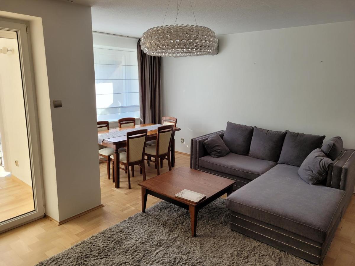 Apartament Kosciuszki เคียลเซ ภายนอก รูปภาพ