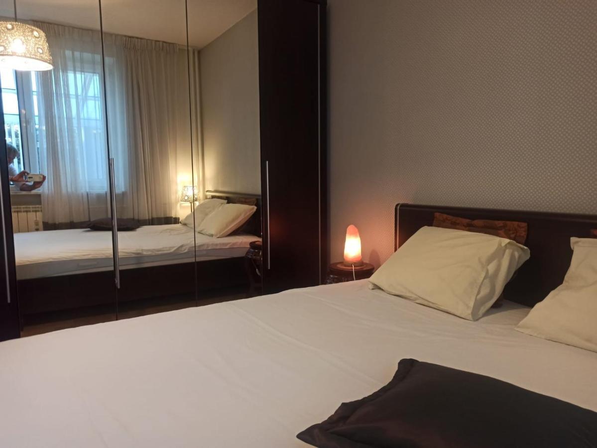 Apartament Kosciuszki เคียลเซ ภายนอก รูปภาพ